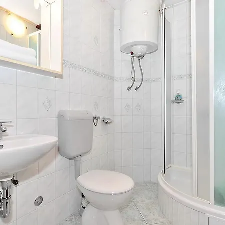 Apartments Mirabella Omis Room photo