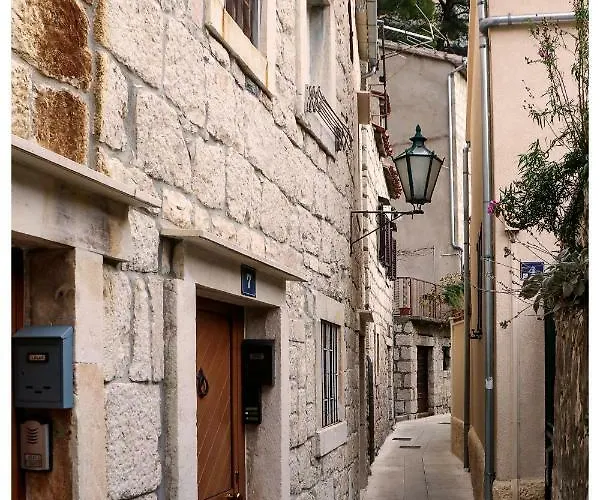 Apartments Mirabella