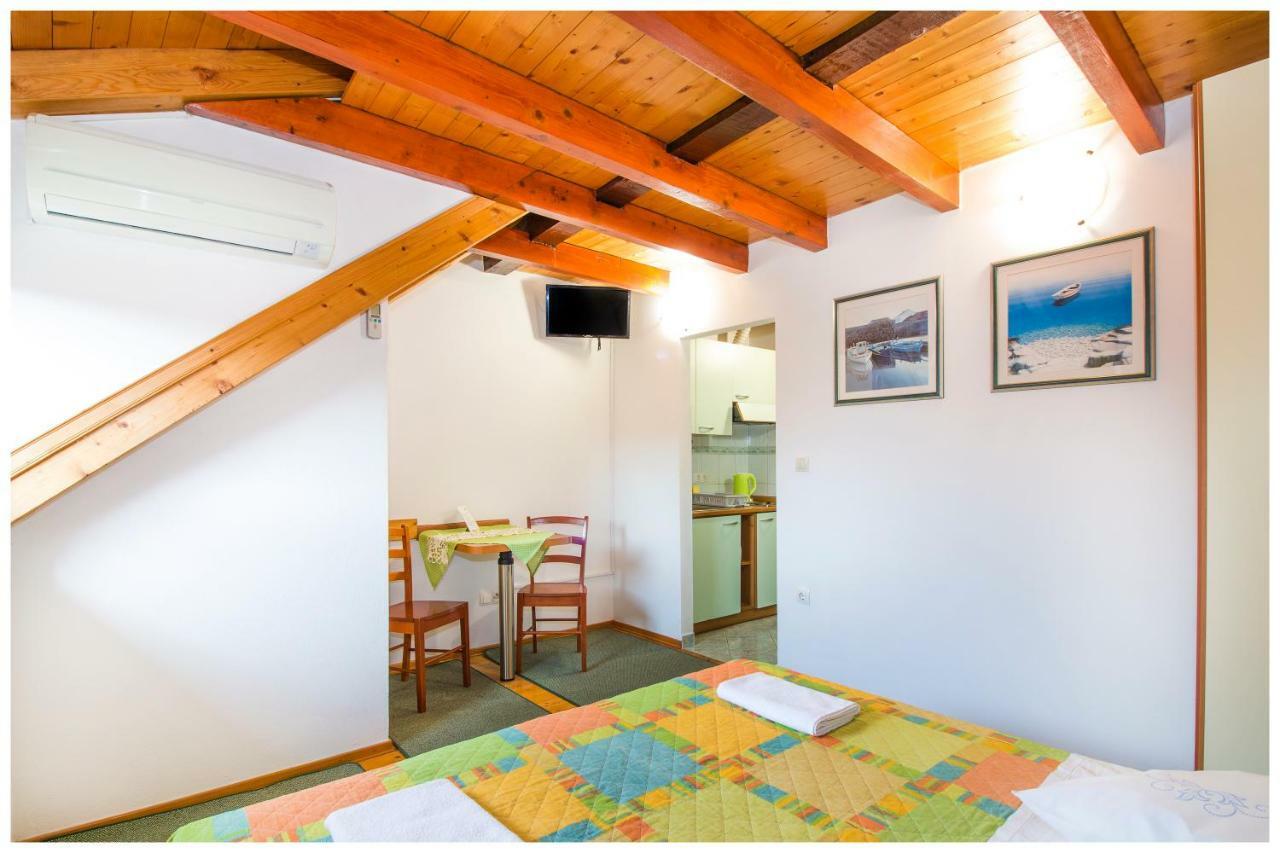 Mirabella Apartmán *